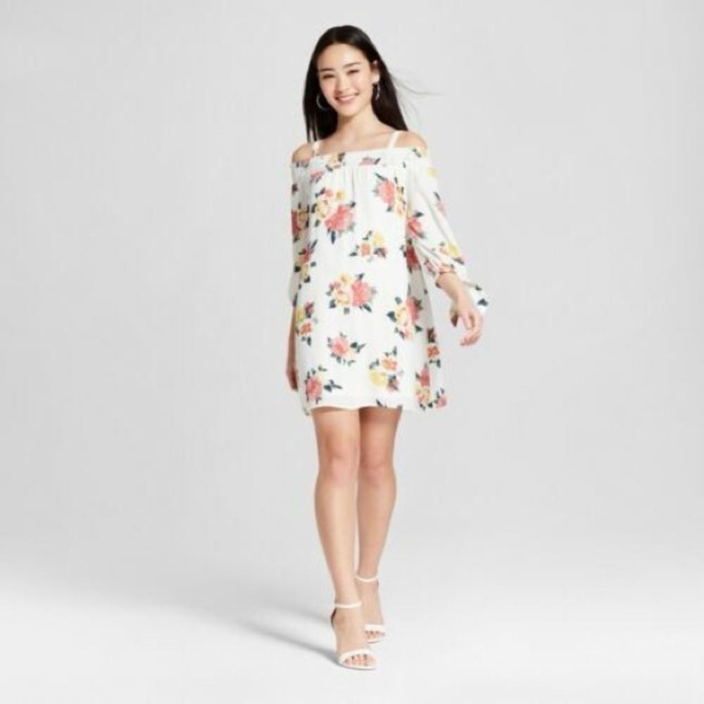 NWT Lily Rose Floral Off-Shoulder Dress - White and Pink